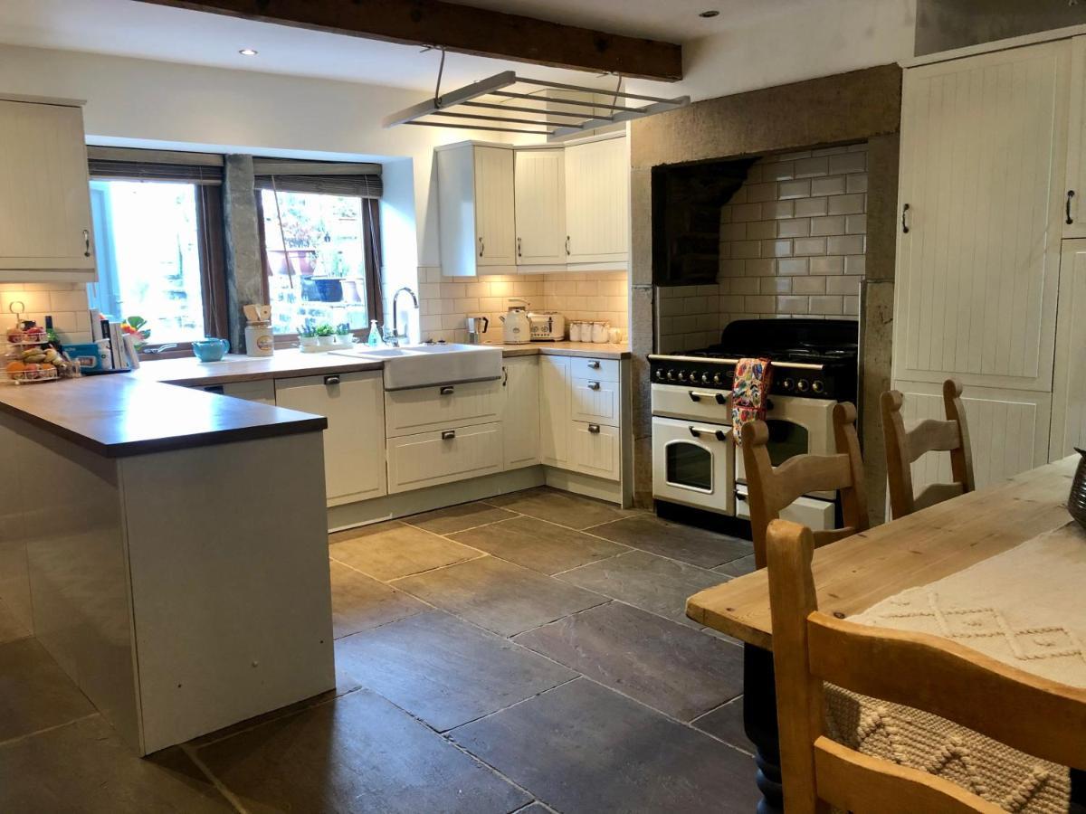 Wuthering Cottage - Central, Stylish, Cosy, Comfy Haworth Buitenkant foto